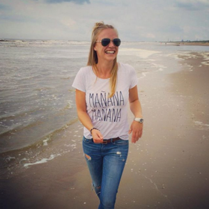 Poca Boca Manana Manana Shirt Beach