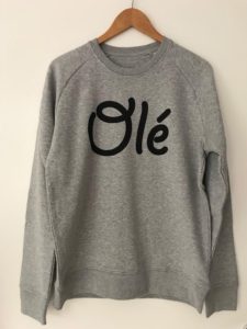 Olé sweater grey front