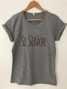 Si Señor panter on grey shirt